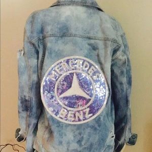 DENIM JACKET